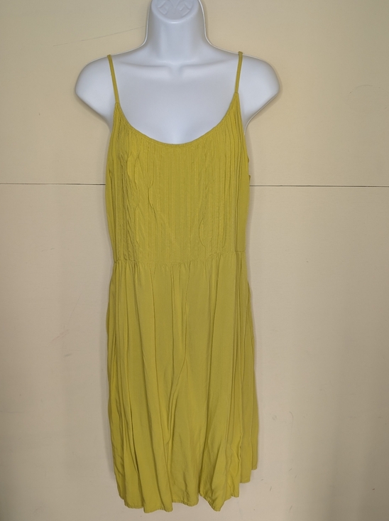 Old Navy Dresses & Skirts - Old Navy Summer Dress Mid Length Spaghetti Strap Bright Yellow Green